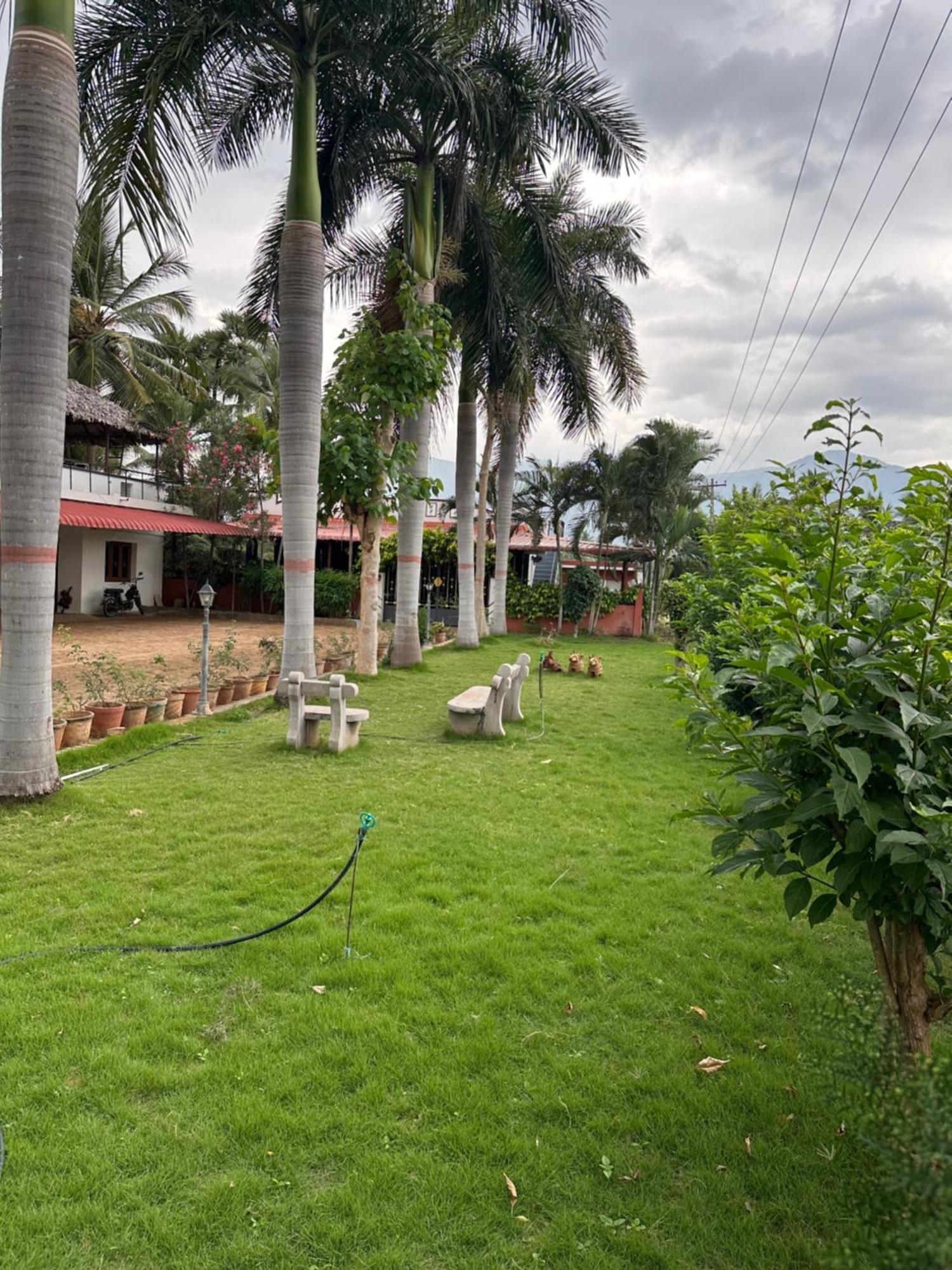 Sakthi Garden Home Stay Erode Exterior photo